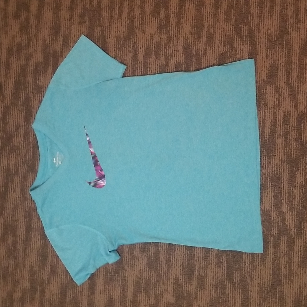 Nike tee.  Girl's XL